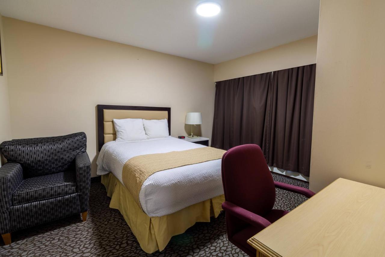 North Star Inn & Suites Prince George Exterior foto