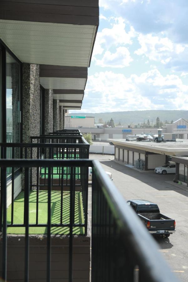 North Star Inn & Suites Prince George Exterior foto